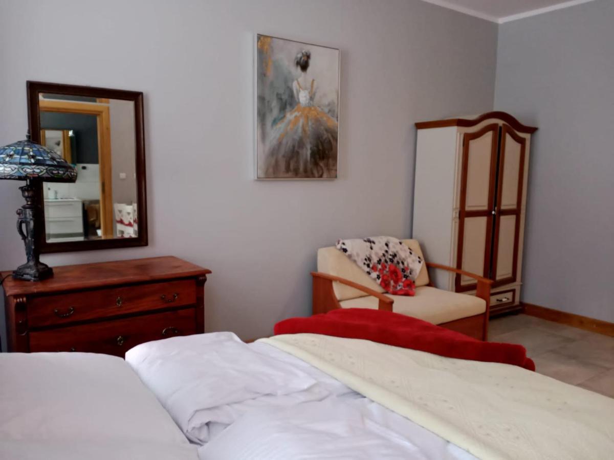 Sunny Bear Bed & Breakfast Jelenia Góra Εξωτερικό φωτογραφία
