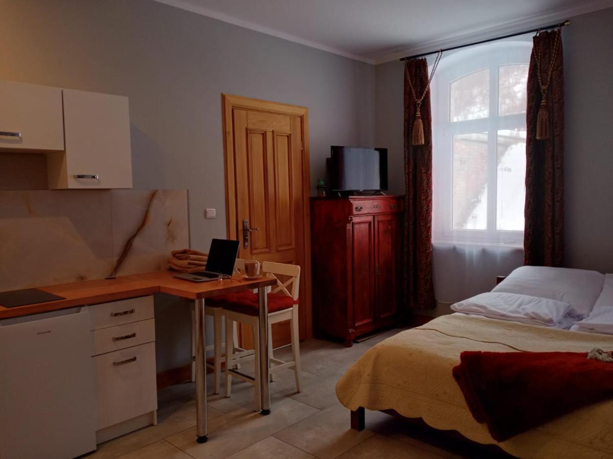 Sunny Bear Bed & Breakfast Jelenia Góra Εξωτερικό φωτογραφία